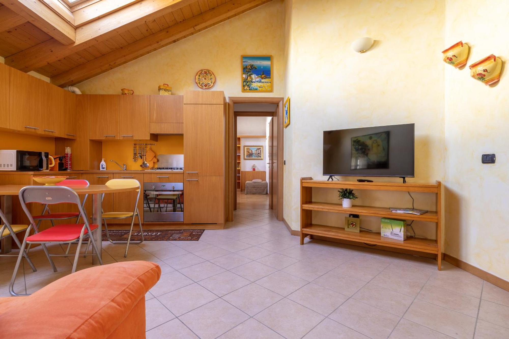 Apartment By The Ferry - Menaggio Buitenkant foto