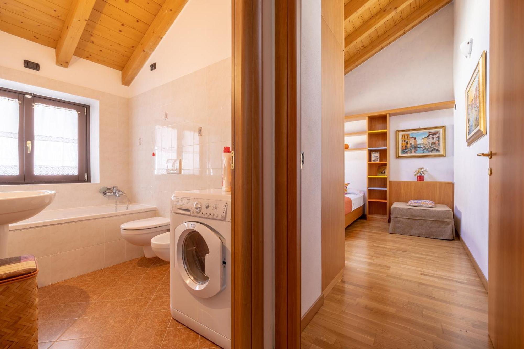 Apartment By The Ferry - Menaggio Buitenkant foto