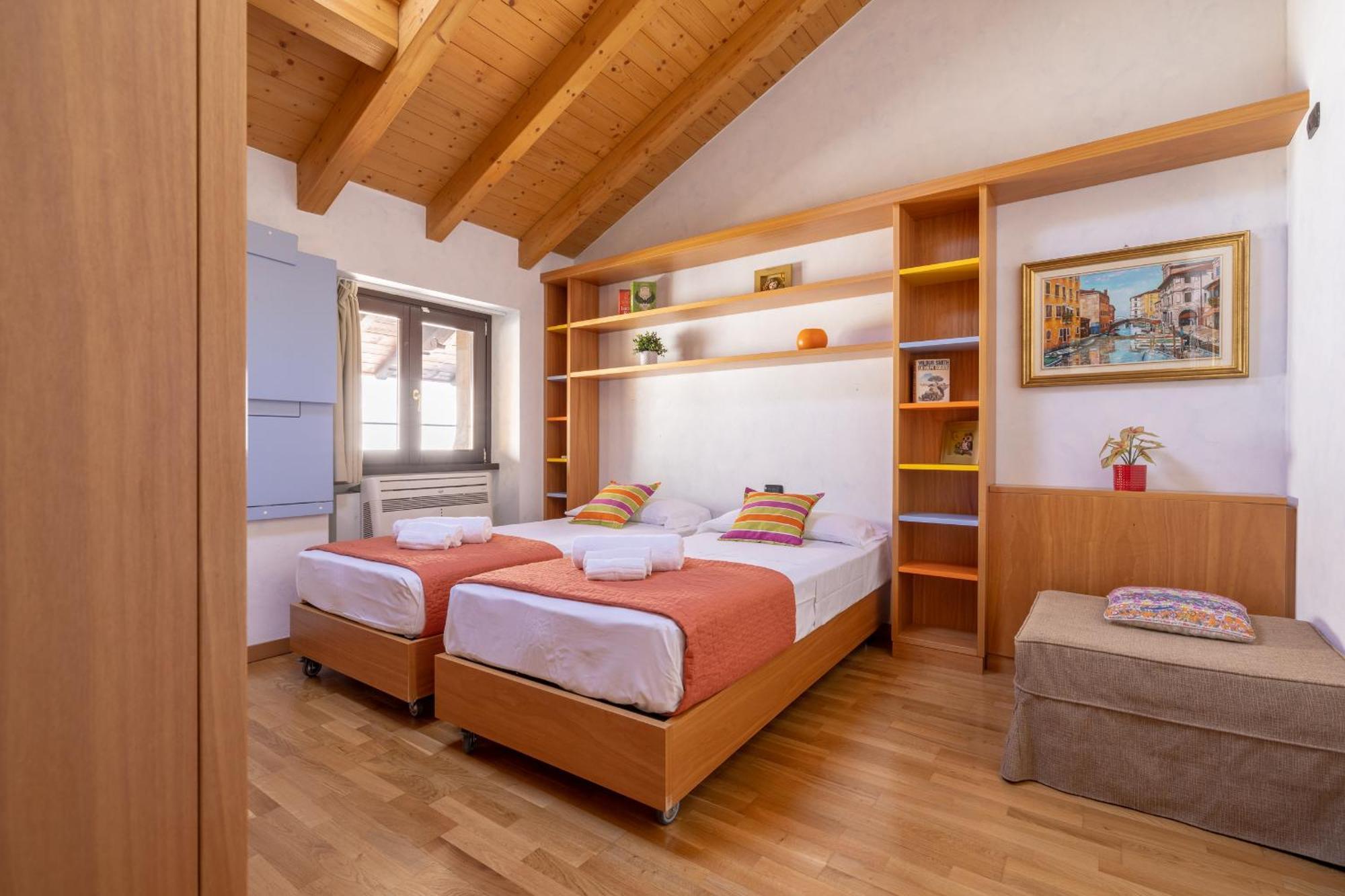 Apartment By The Ferry - Menaggio Buitenkant foto