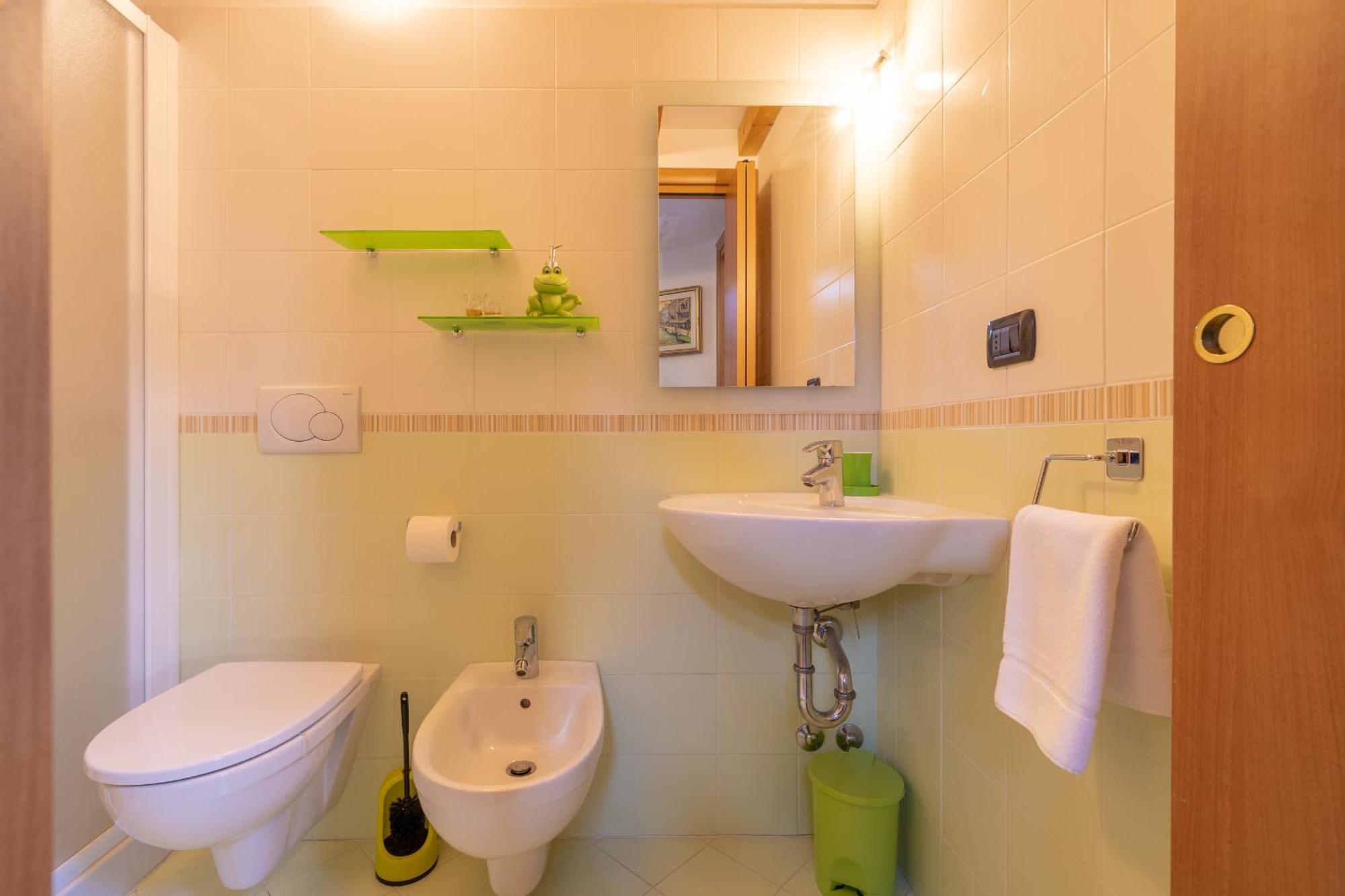 Apartment By The Ferry - Menaggio Buitenkant foto