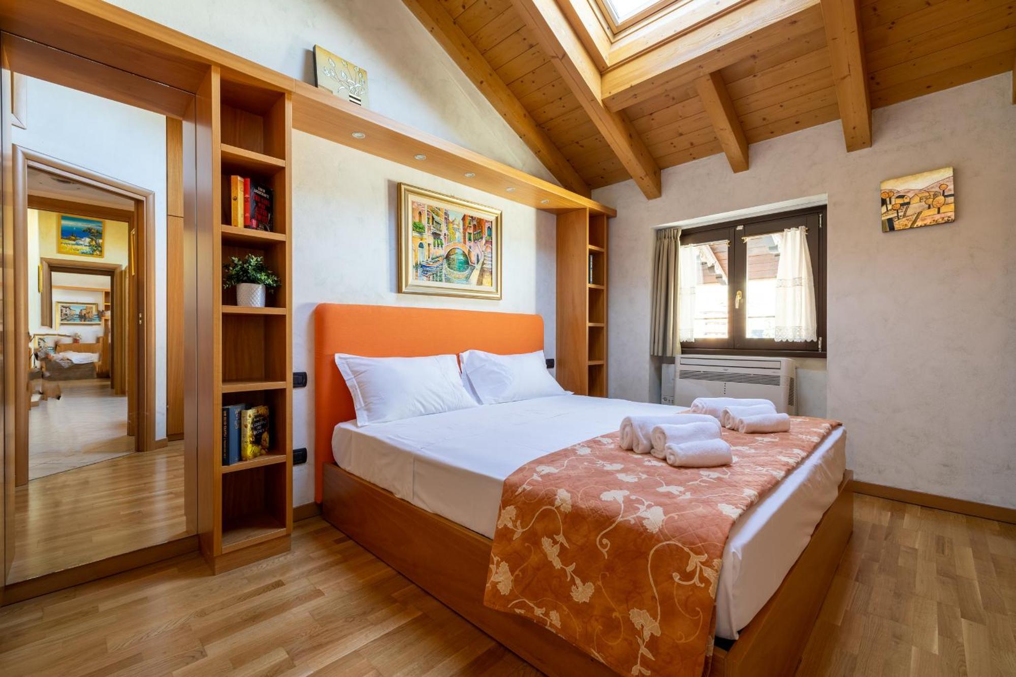 Apartment By The Ferry - Menaggio Buitenkant foto